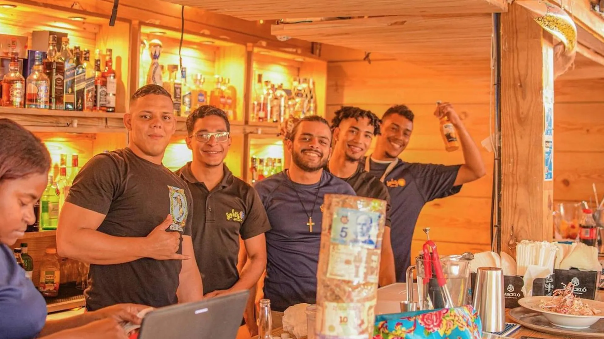 Los Corales Villas And Suites - Beach Club, Spa, Restaurants プンタ・カナ