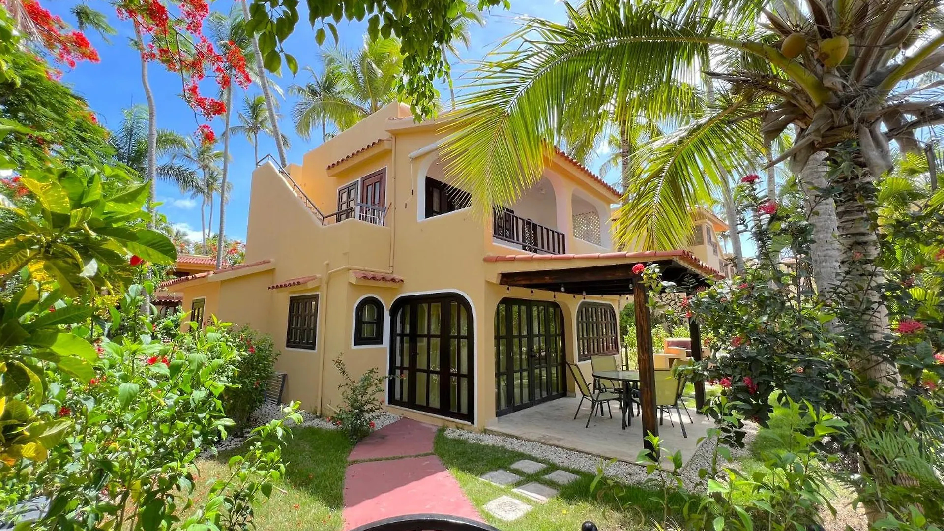 ホテル Los Corales Villas And Suites - Beach Club, Spa, Restaurants プンタ・カナ