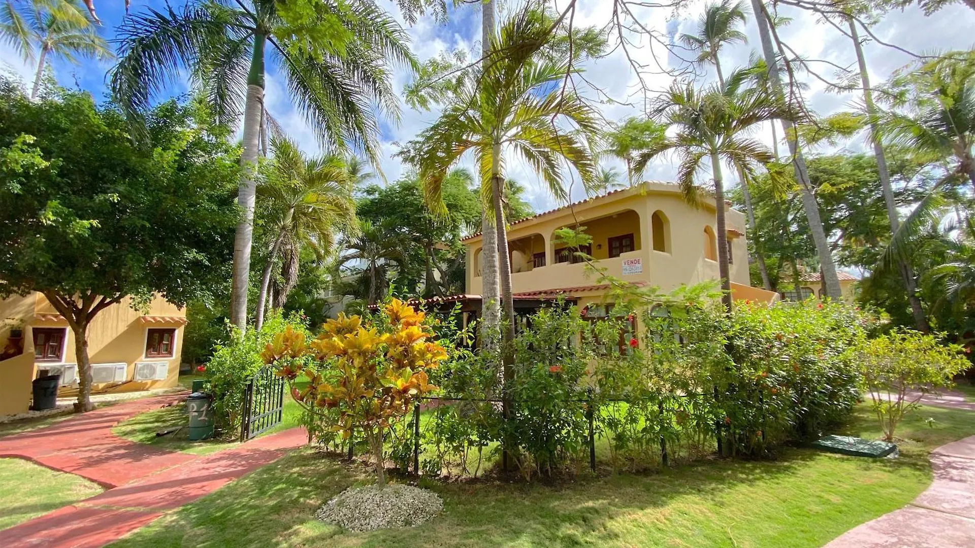 ホテル Los Corales Villas And Suites - Beach Club, Spa, Restaurants プンタ・カナ